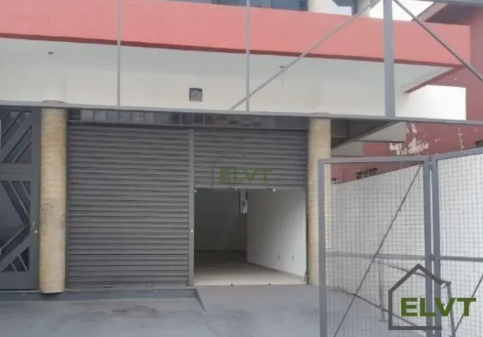 Salão comercial para alugar no bairro Rio Pequeno em São Paulo/SP com 190m²