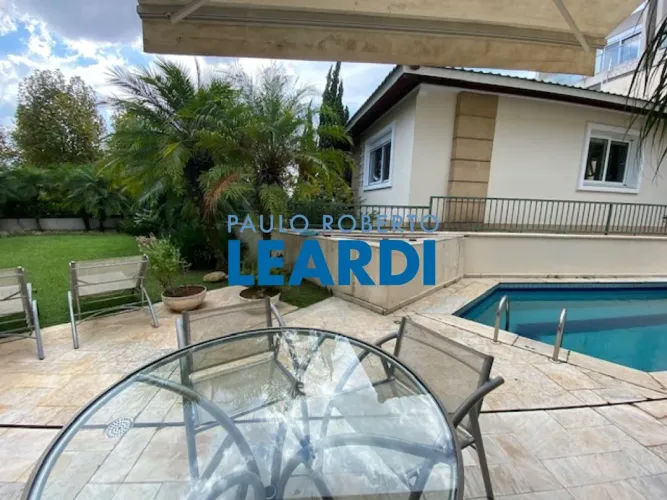 CASA EM CONDOMÍNIO - CIDADE JARDIM - SP