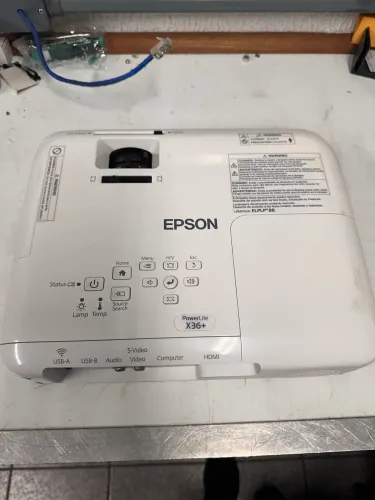 Projetor Epson x36