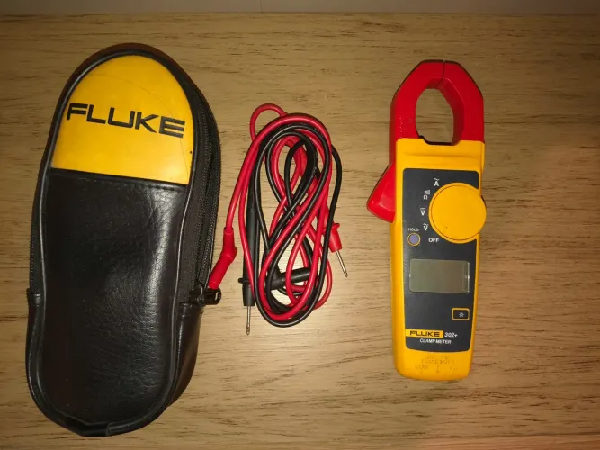 Alicate Amperímetro Fluke