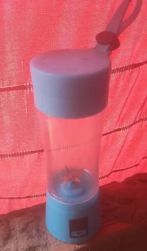 Vende-se mini liquidificador
