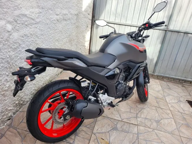 Yamaha Fazer Fz15 150 Connected Flex 2025