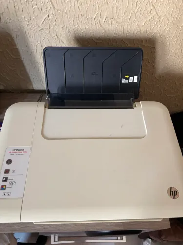 Impressora HP Deskjet Ink Advantage 1516 - Print & Copy