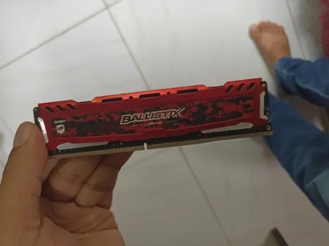 Memórias RAM DDR4 Usadas - 3 Unidades
