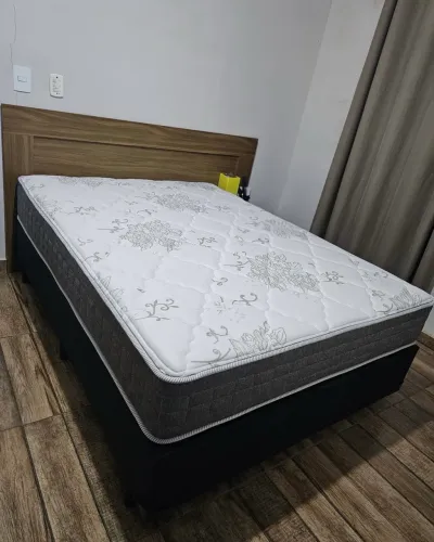 Cama casal