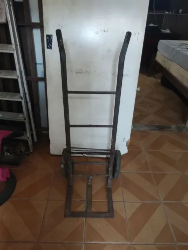 CARRINHO DE CARGA