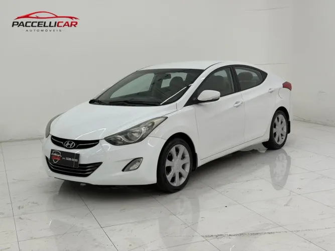 Hyundai Elantra GLS 1.8 16V Aut. 2013