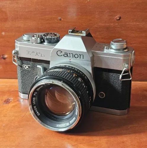 Canon FTb QL - câmera analógica 35mm