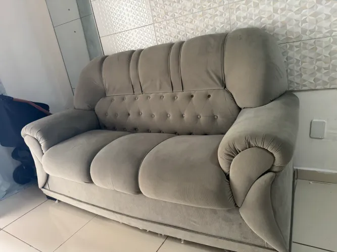 Vendo sofá 2 e 3 lugares