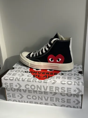 Tênis Converse x Comme des Garçons 