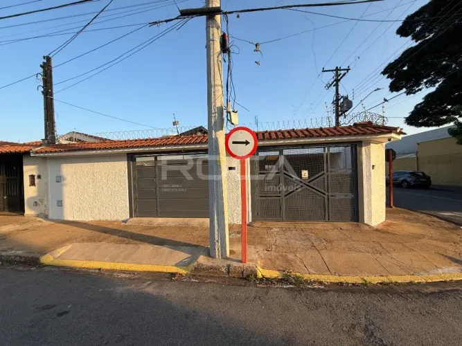 Casa Padrão à Venda em São Carlos - 3 Dormitórios, 3 Garagens e Muito Mais!