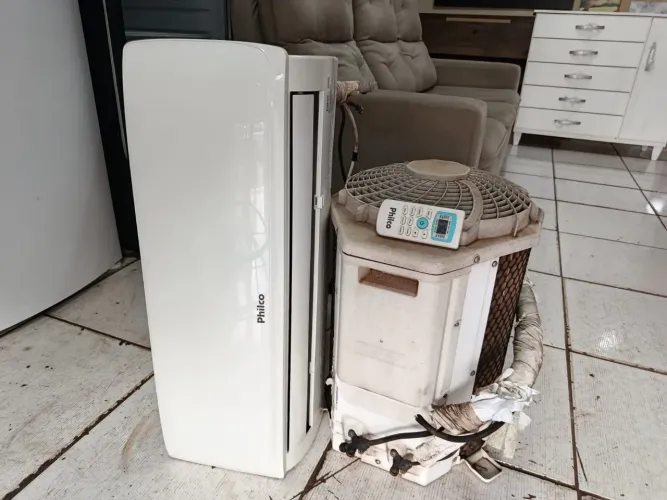 AR CONDICIONADO 9 MIL BTUS