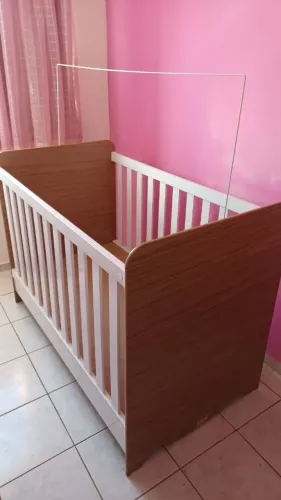 Berço montessoriano com colchão