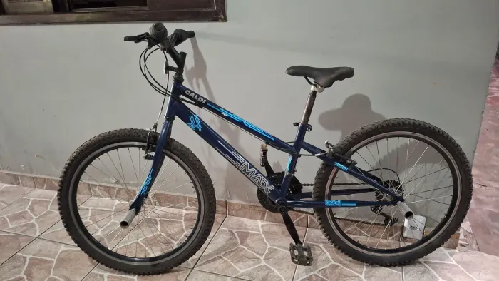 Bicicleta Caloi Max 21 marchas, aro 24