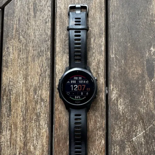 Relógio Garmin Forerunner 945