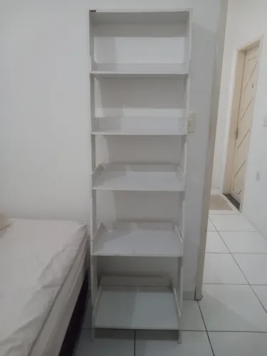 Estante com 5 prateleiras
