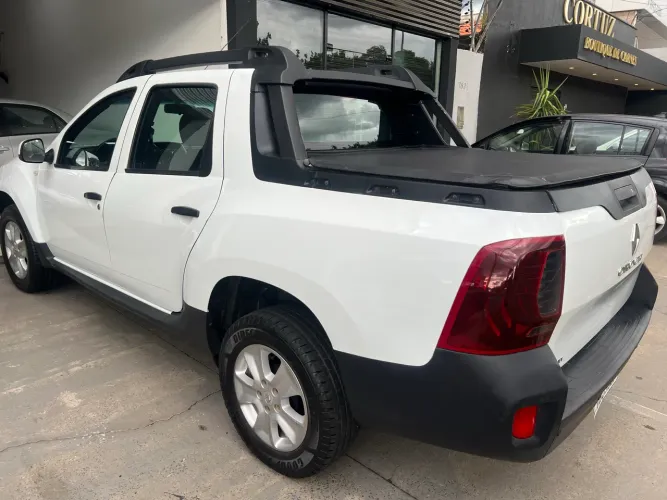Renault Duster Oroch Dyna. 1.6 Hi-flex 16V MEC 2022