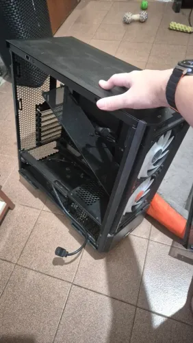 Gabinete gamer Lian Li Lancool 207 Preto