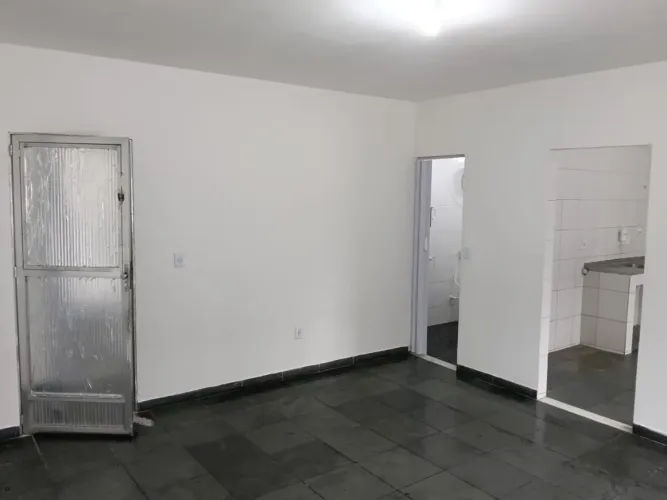 Apartamento para Locação em Rio de Janeiro, Santíssimo, 1 dormitório, 1 banheiro