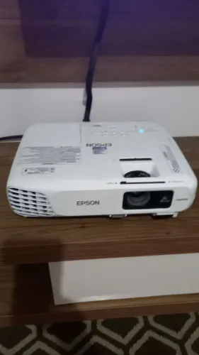 Projetor Epson x24+ 3500 lun