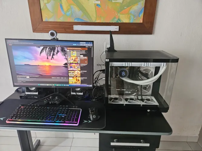 Vendo PC i7 com tela de 27 mause e teclado sem fios.