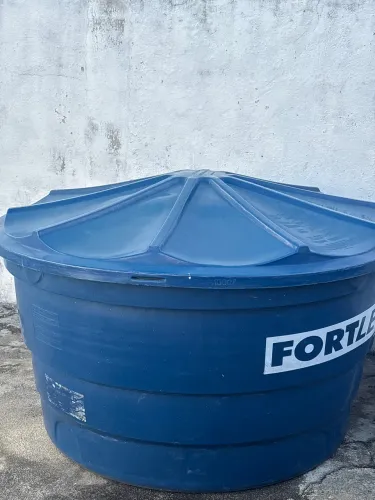 Caixa d?agua 2000L