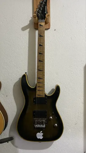 Guitarra Sgs 250 Strimberg