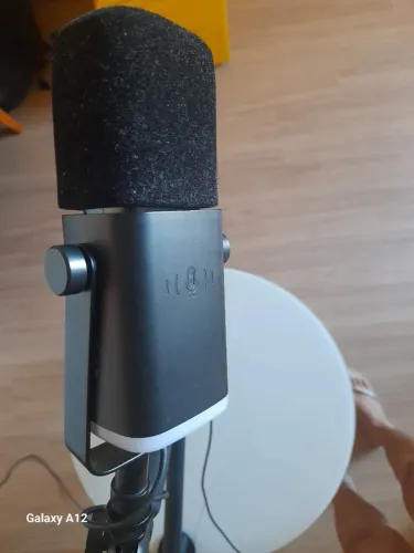 MICROFONE FIFINE AM8 COM BRAÇO ARTICULADO - PRETO