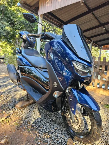 Moto Nmax 160 automática