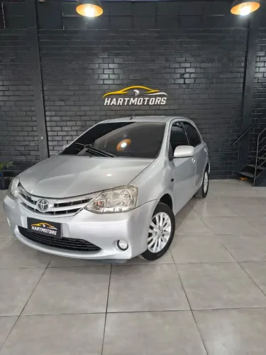 Toyota Etios XLS 1.5 Flex 16V 5P Mec. 2013