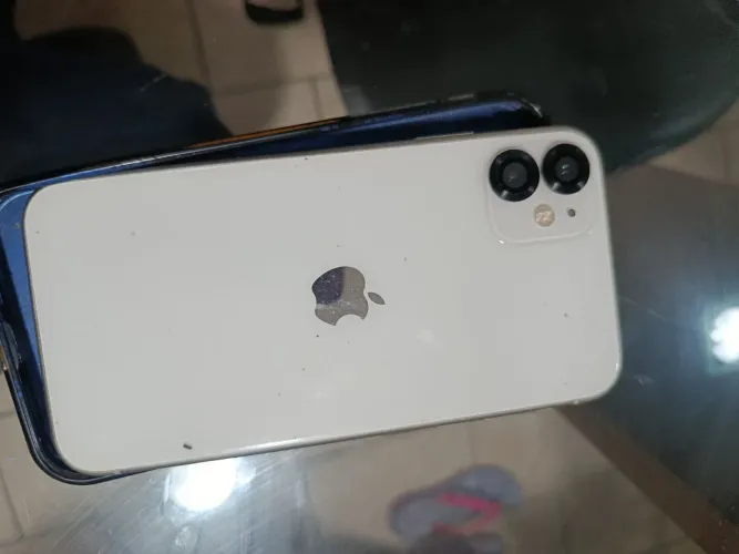 Vendo iPhone 11 