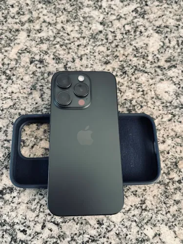 IPHONE 15 PRO