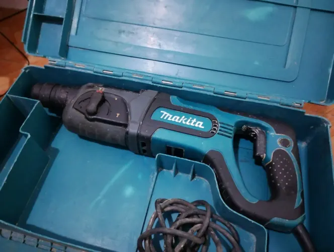 MARTELETE MAKITA 220V 