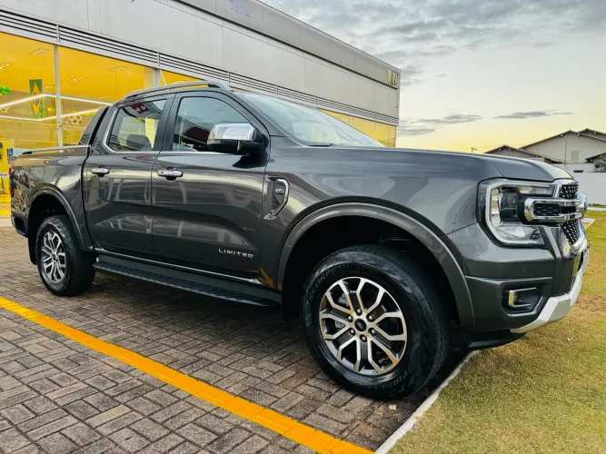 Ford Ranger Limited 3.0 V6 4X4 CD TB Die. AUT 2024