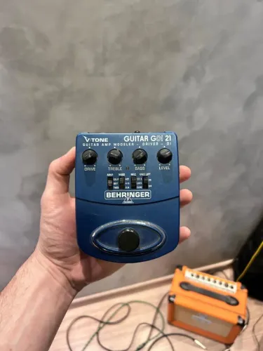 Pedal Behringer GDI2 - Guitarra