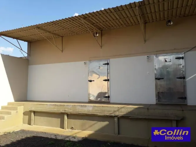 Galpão para alugar, 140 m² por R$ 4.500,00/mês - Parque das Gameleiras - Uberaba/MG