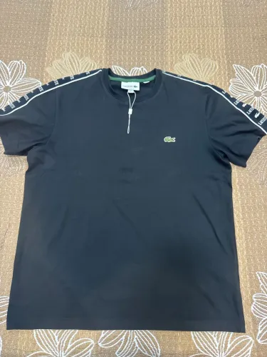 Camiseta Lacoste tamanho M