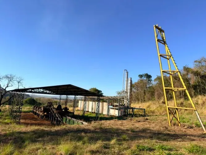 Título: Usina Destilaria de Etanol Completa - 30 mil L/dia - Itumbiara