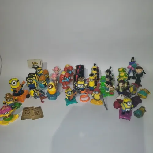 33 Miniaturas Minions Kinder Ovo