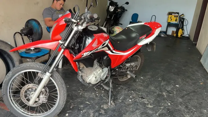 BROS 160 VERMELHA 2020