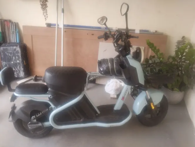 Scooter elétrica pouco usada