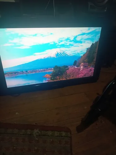 TV Philips 40" Full HD (Perfeito Estado)