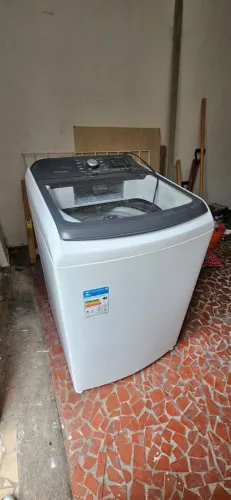 Lavadora de Roupas Electrolux 15kg Cesto Inox 11 Programas de Lavagem Branco Premium Care 