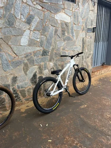 Bicicleta aro 26 GIOS