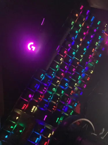 Kit teclado mecânico reddragon e mouse logitech G703 sem fio