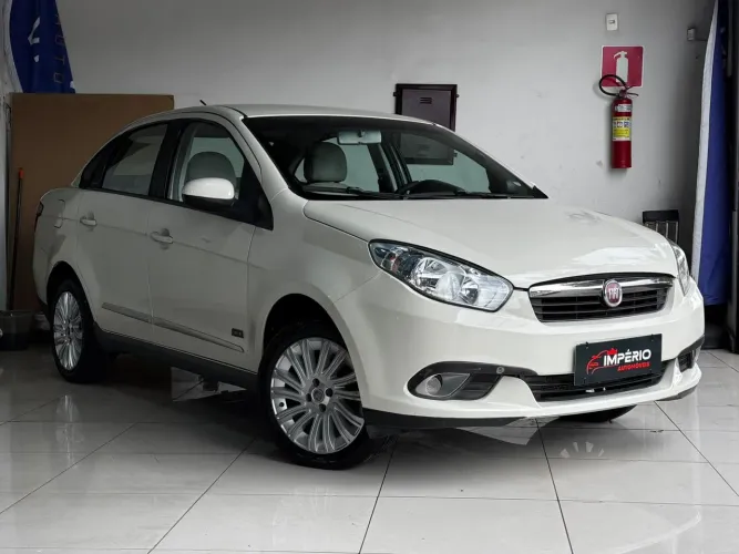 Fiat Grand Siena Essence Dual. 1.6 Flex 16V 2015