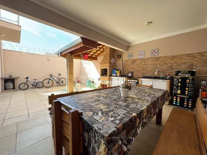 Casa com 3 dormitórios à venda, 200 m² por R$ 850.000,00 - Vila Pedroso - Votorantim/SP