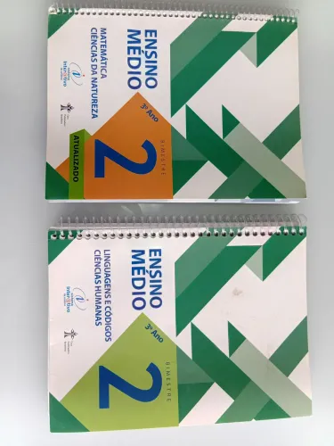 Livros Matemática e Português 3° ano EM 2° bimestre