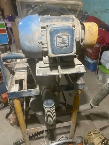 Máquina de poli corte trifásico 