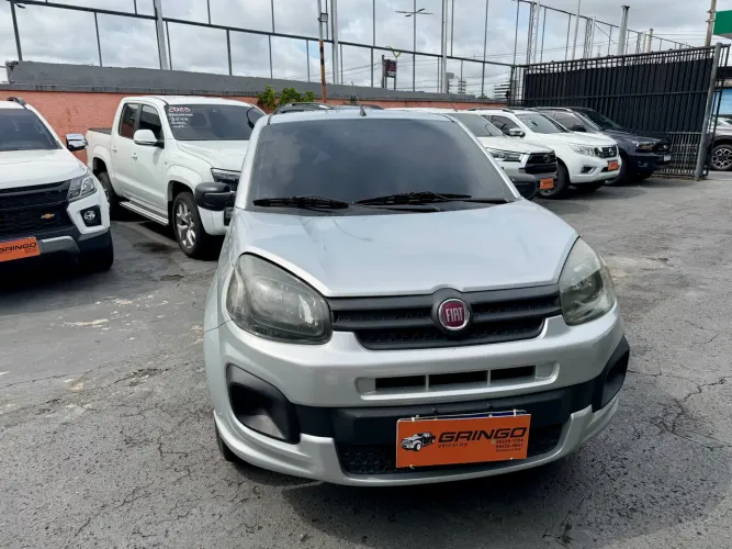 Fiat Uno Attractive 1.0 EVO Fire Flex 8V 5P 2021